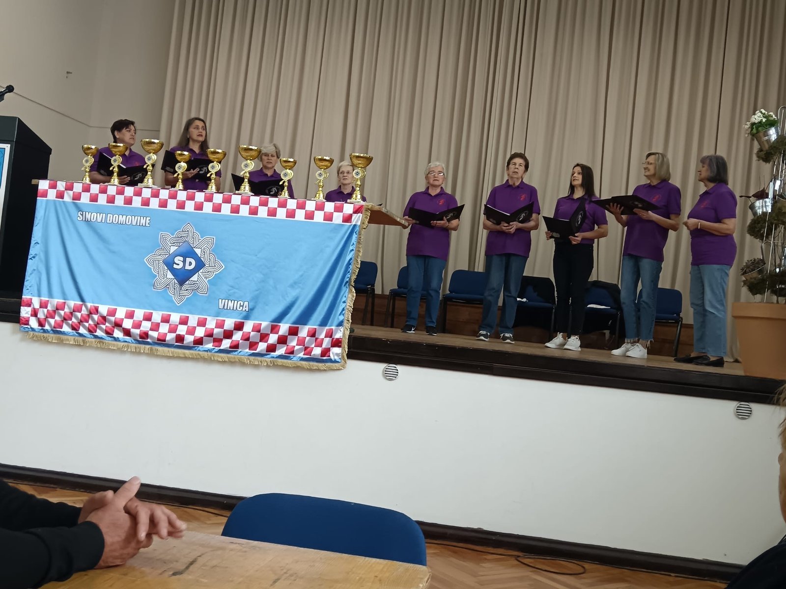 009ae50b-c290-4999-b0ca-fadde2995787