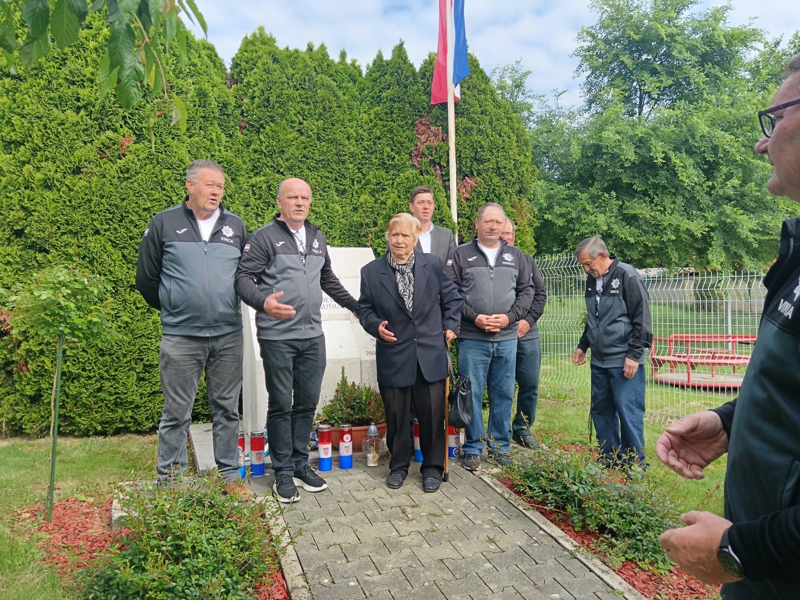 035b0a4a-cf49-4465-8d92-e04bc281ccf4