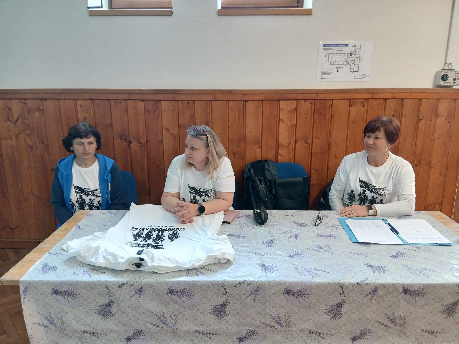 9b3e6be7-3145-4036-8790-45a1cee30e84 (1)