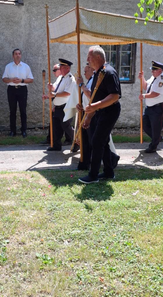 509355503_9964600670289509_8875258608245441089_n