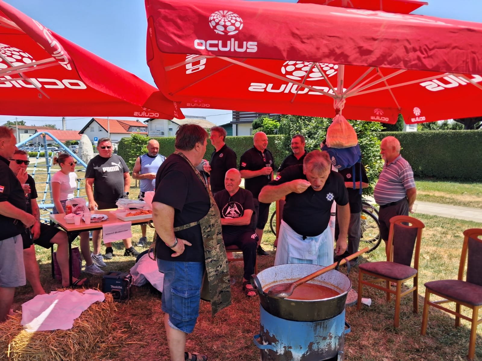 ae833717-99c9-4ebc-afdc-1542ce17aa79