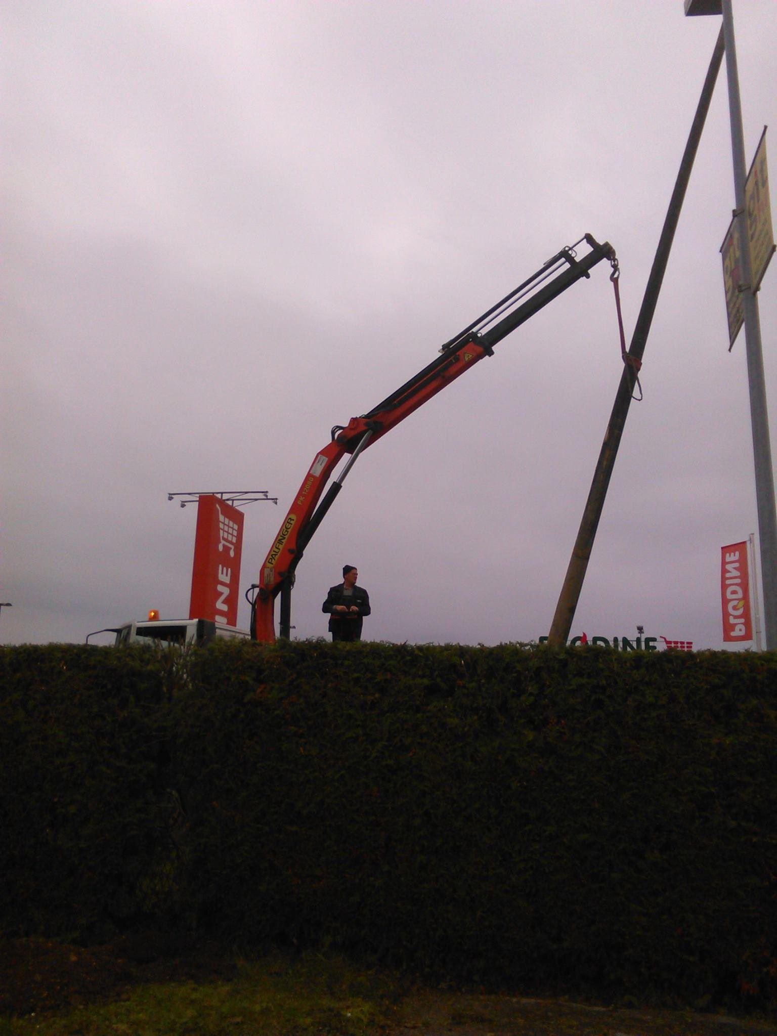 464723354_8867825063239111_1400458765065415799_n