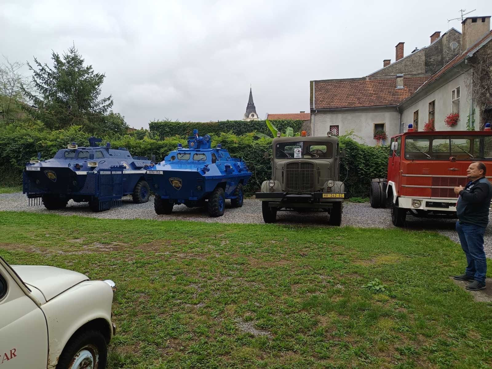 3b5390ff-e9f1-4c31-a0d9-81a13253a05c