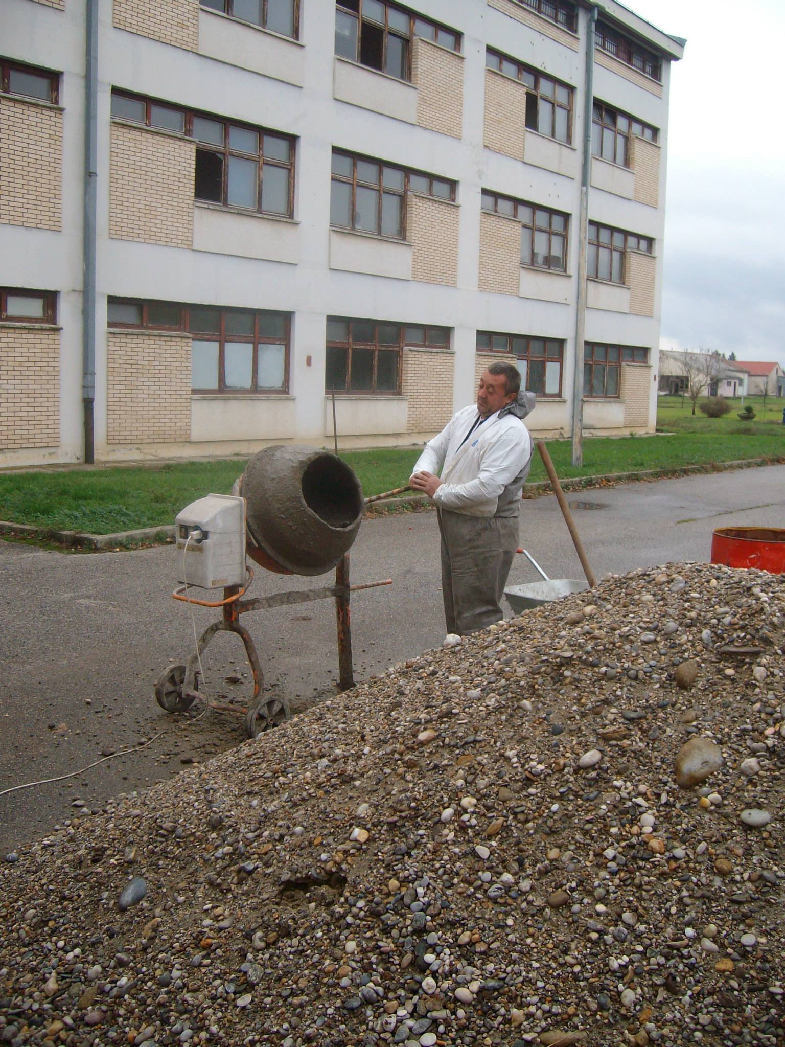 464034173_8802234146464870_8259328325632031915_n