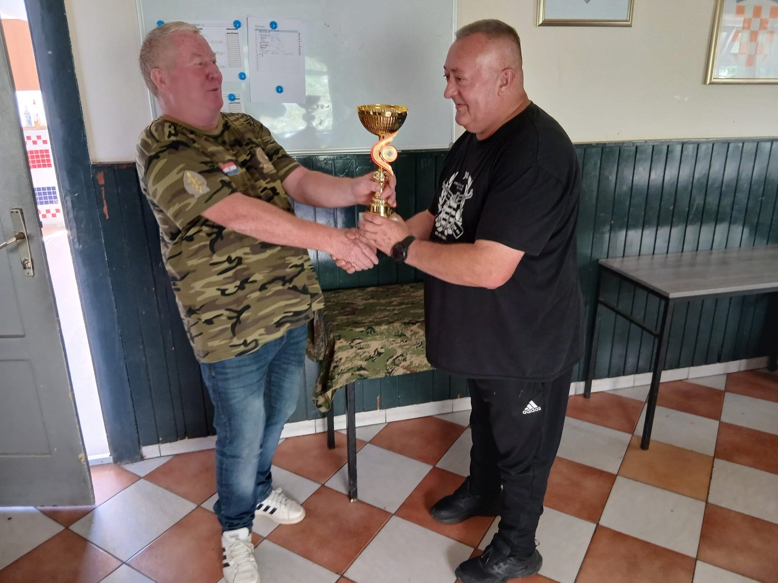 7cfa83e7-44af-422a-85f8-35a7201fdf0d