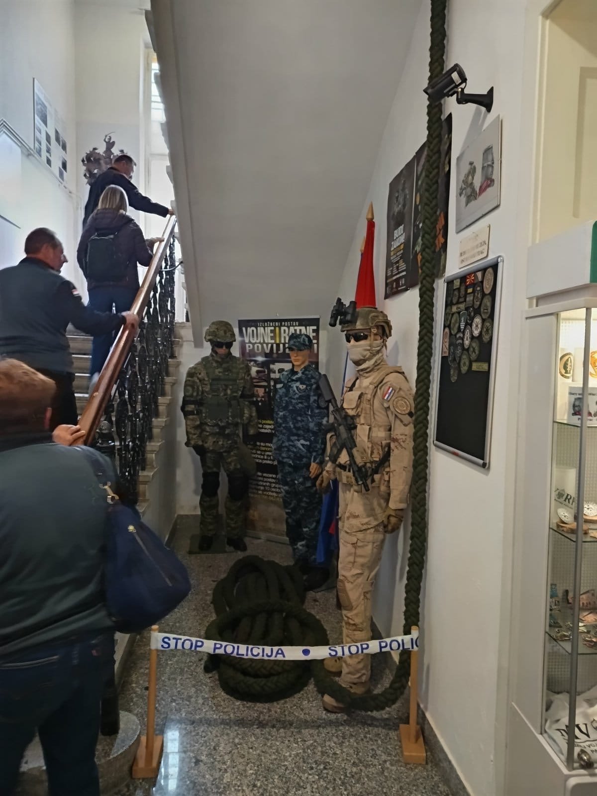 893133c3-5b07-459b-9bf0-722bec2279a9