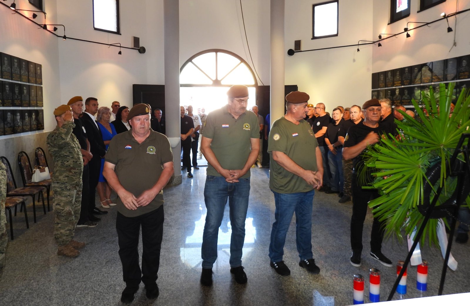 Messenger_creation_D8FFC3CD-547C-4993-8251-530C73001016