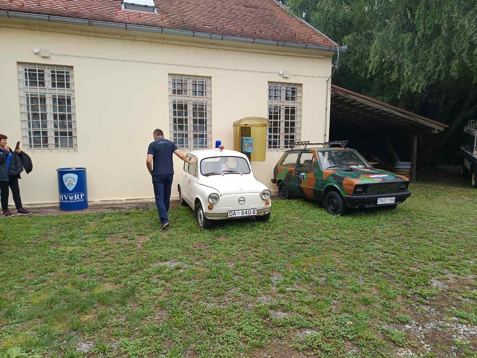 a99ef8c6-64ec-4b08-b97a-73a62179dd2c