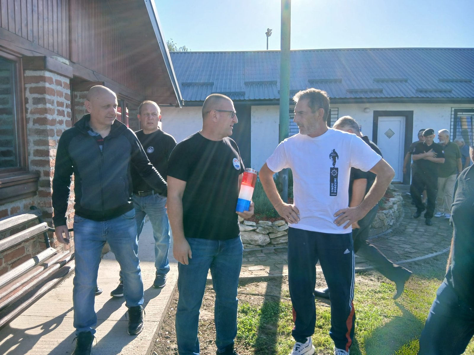 bb874f47-c2ab-4ac7-8bbc-2544cff4844a