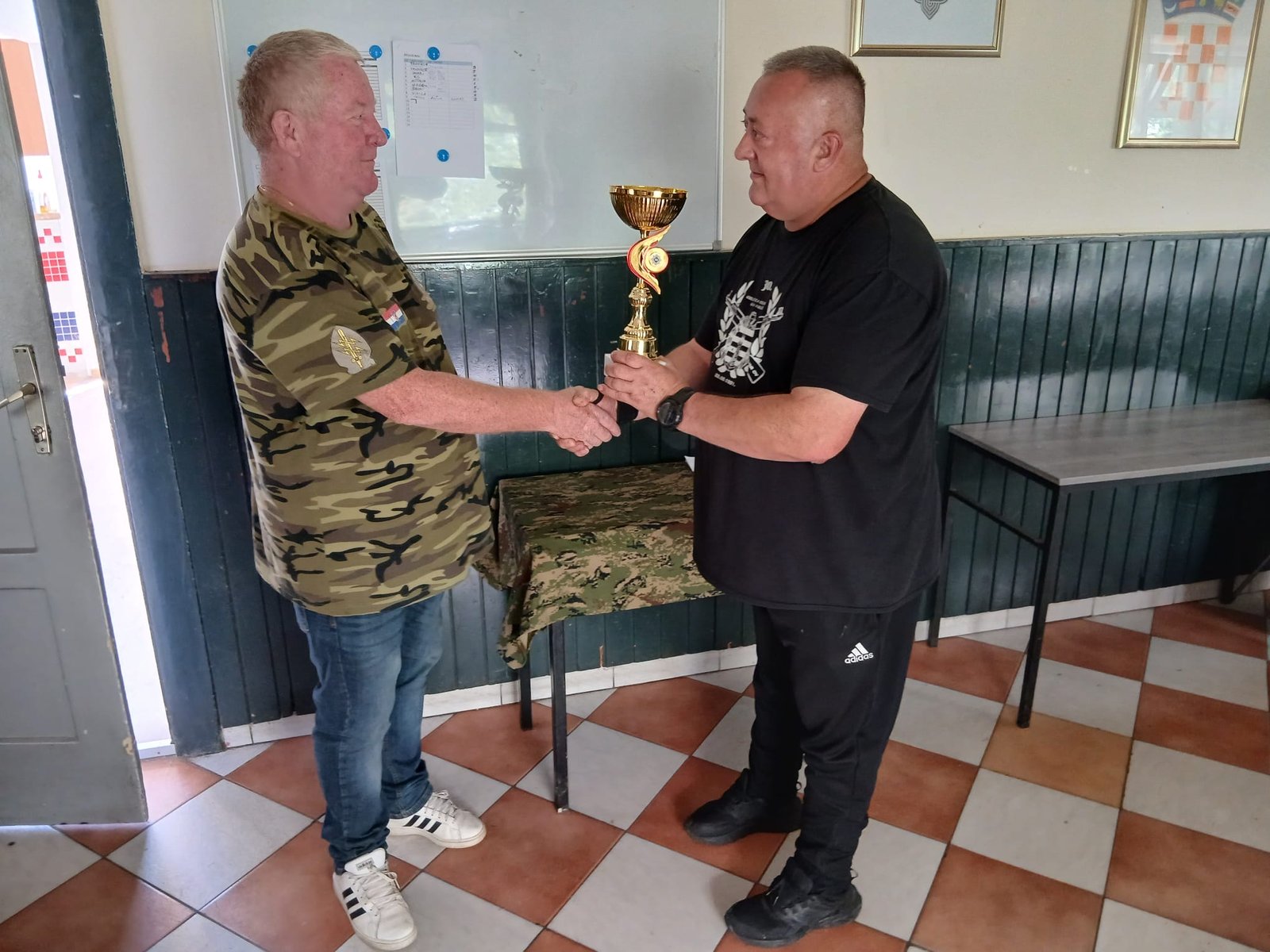 c0a20861-d472-4402-895a-6a4e91aba1b8