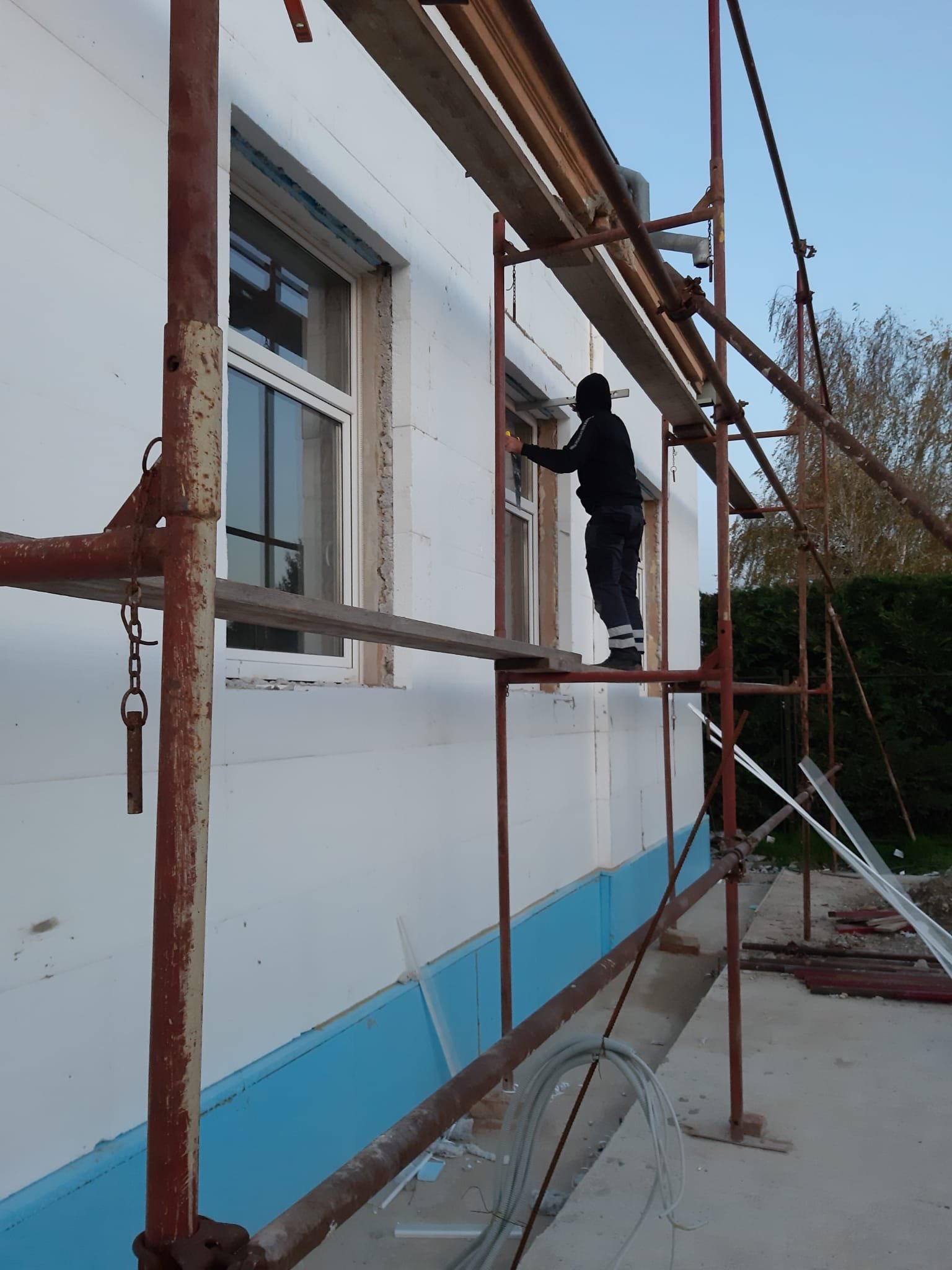 068c9557-afea-4b96-b311-68b32b09b47f