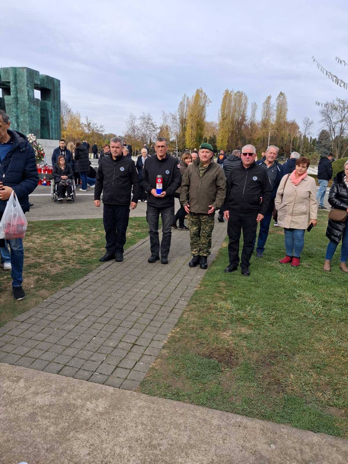 581462152_25007687085554288_1160734278544415920_n