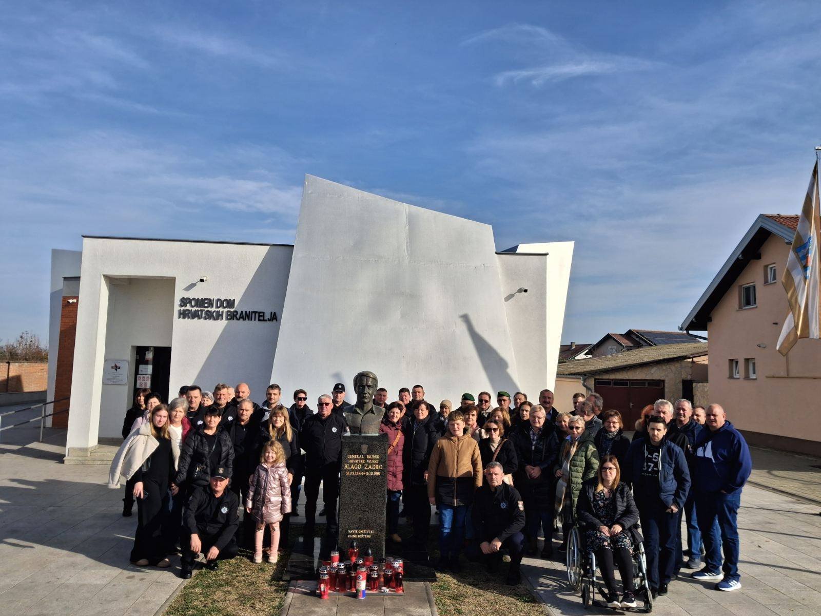 582652147_25007682765554720_157436063784233070_n