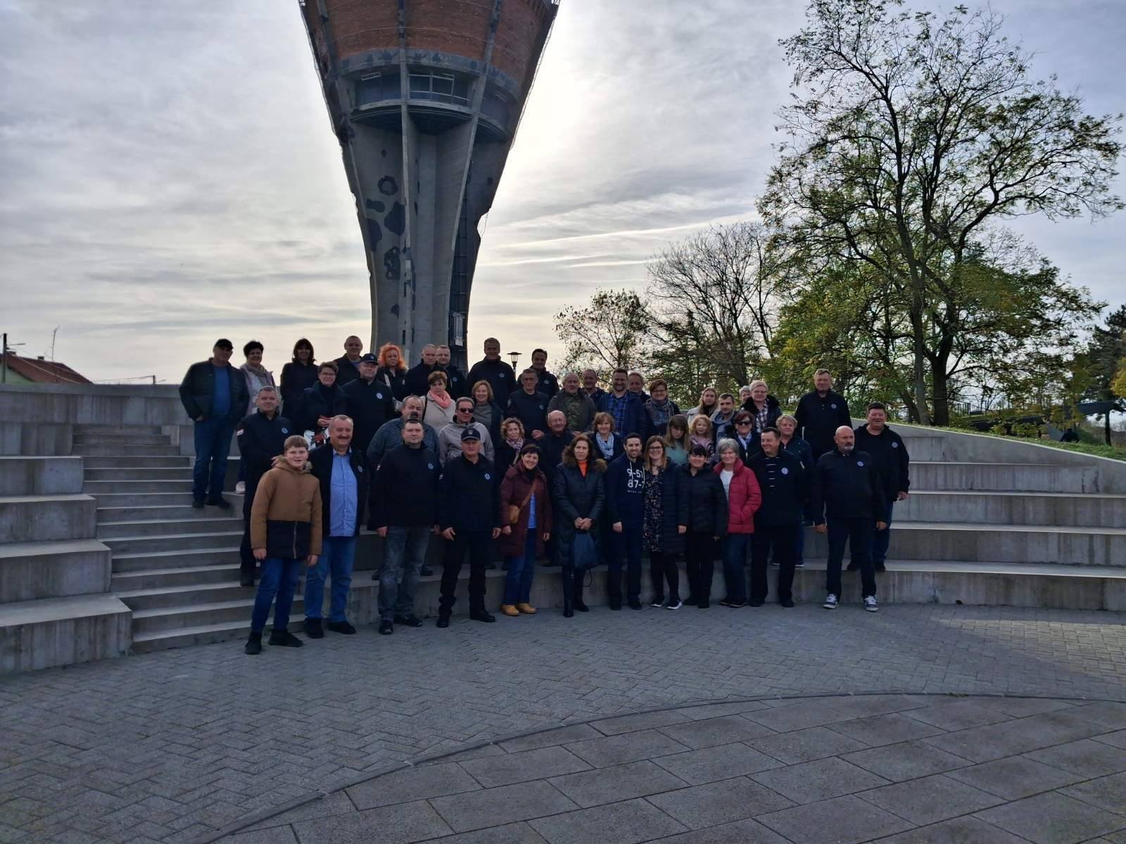 583118314_25007687798887550_1025850724989808425_n