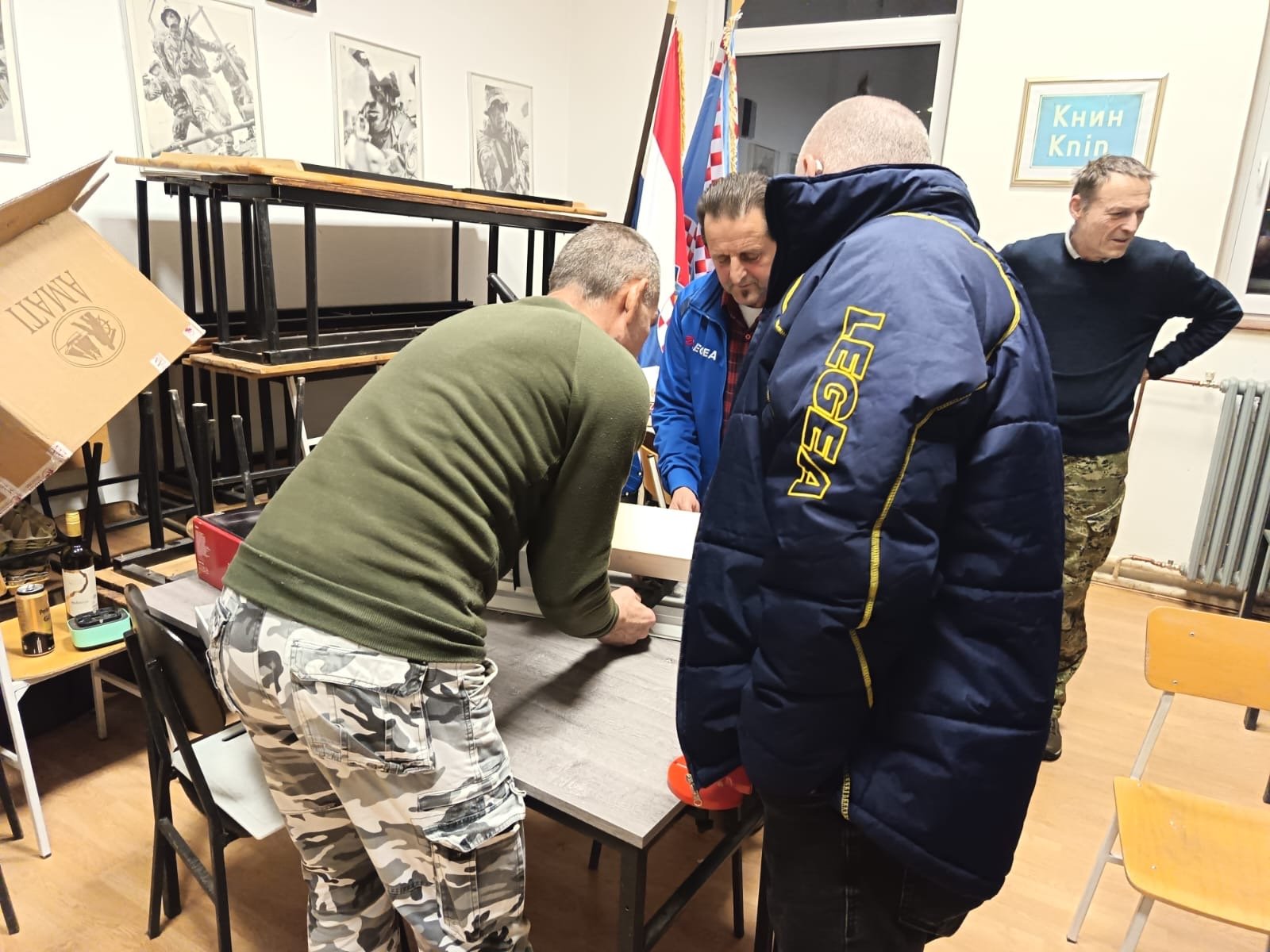 04d53bf5-8ff1-4377-895b-4b85d3a6df5c