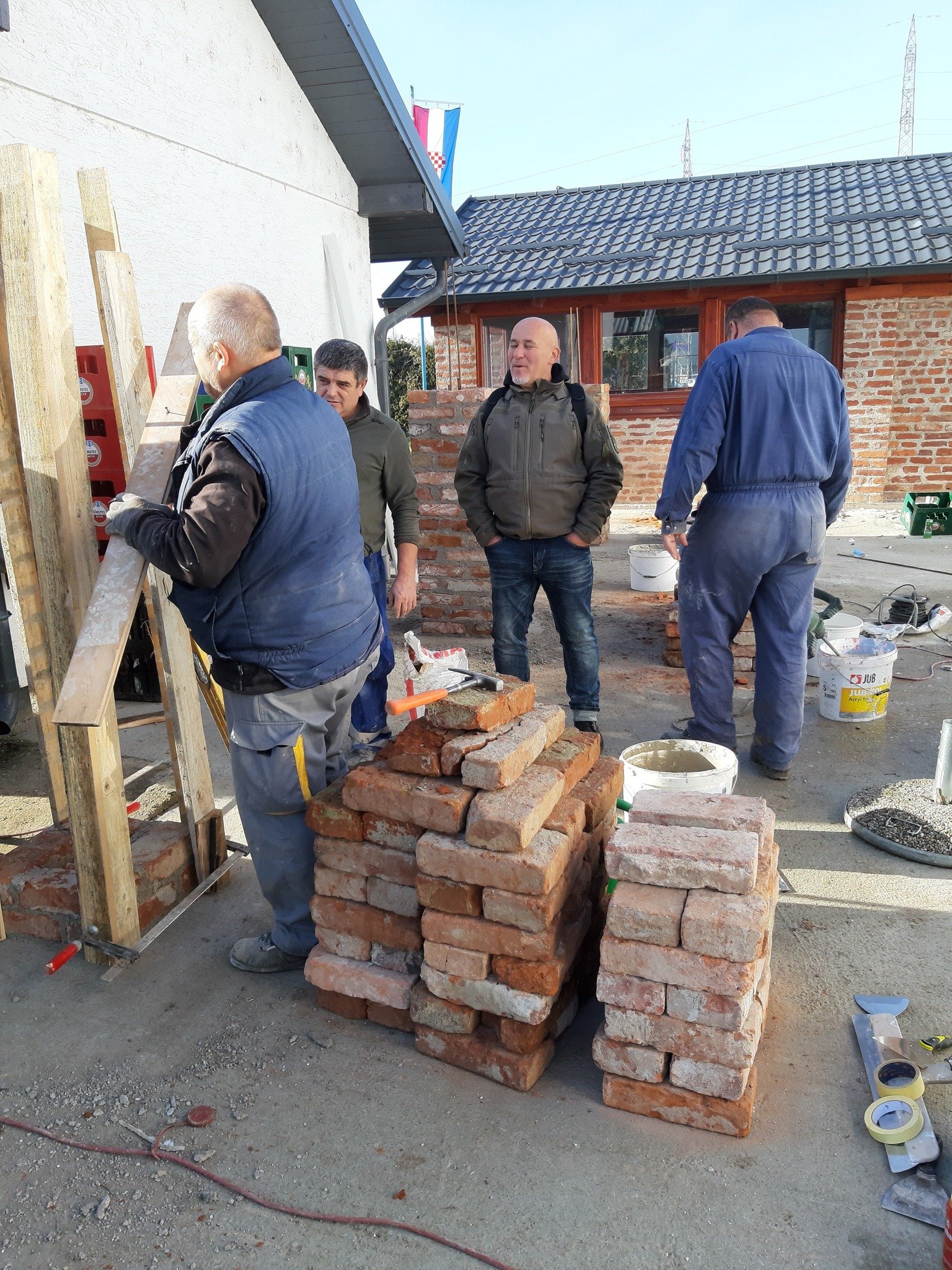 597739035_3801316473333362_2686388855349536883_n