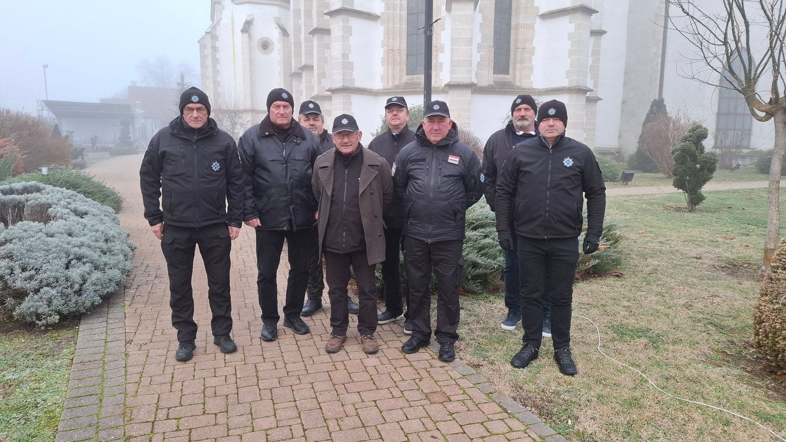 597874496_25227857503537244_4739021573778961256_n