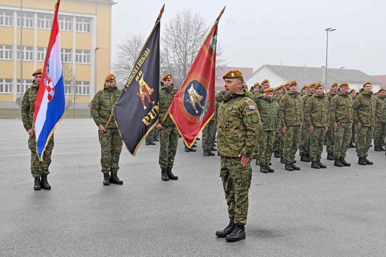 600303882_10237435839293515_5896065679366482638_n