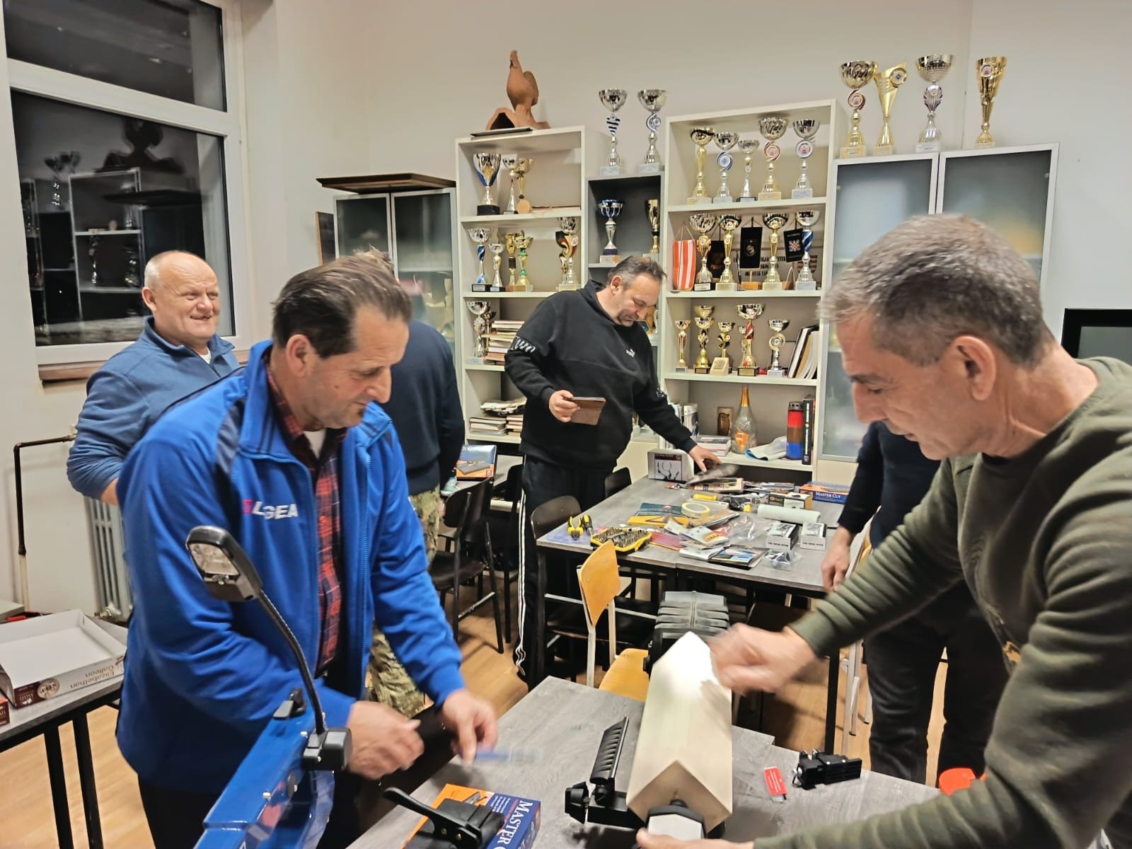 6c9f0373-732d-4ab8-a11b-8ddc381e54a1