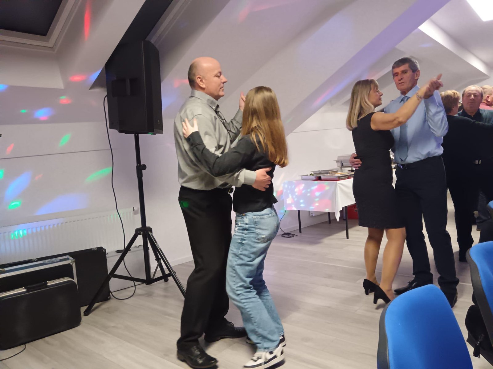 83ecae87-ff7e-485d-b98a-c0892523e93f