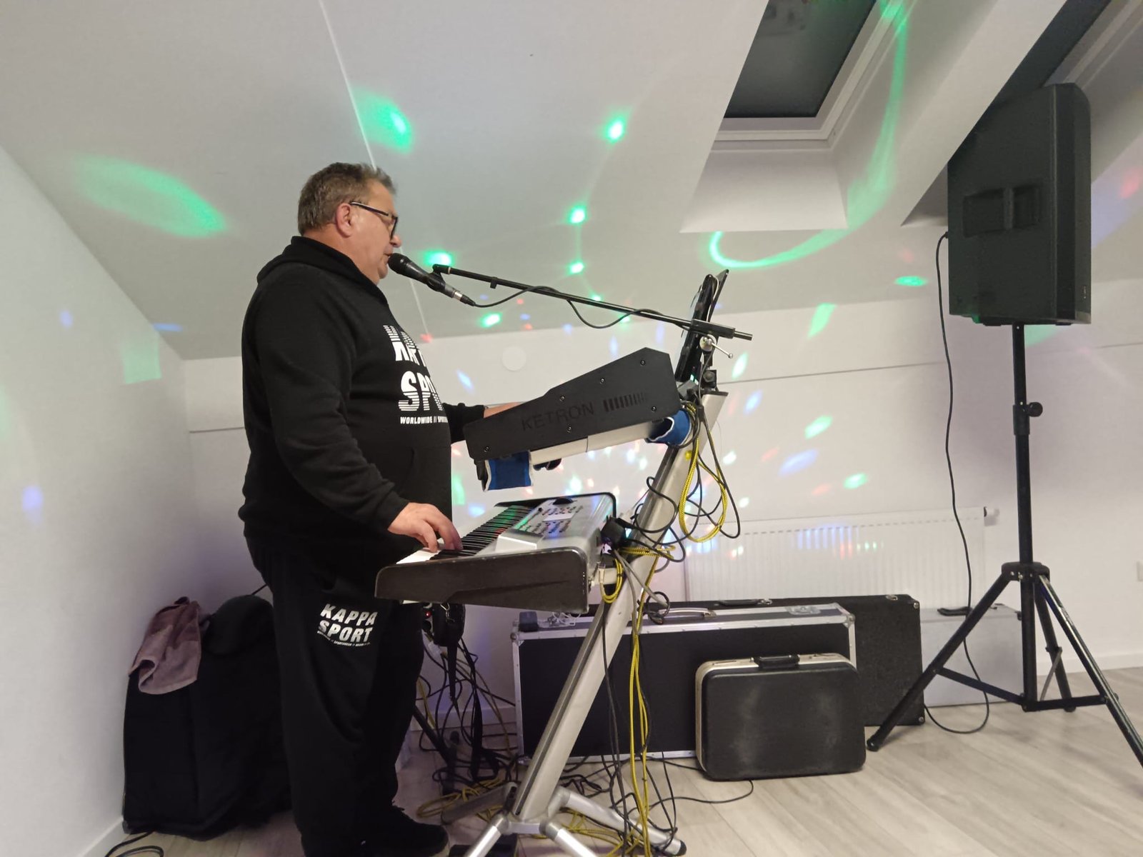 93da8e34-f5de-43e4-be9b-34fbd8a2a597