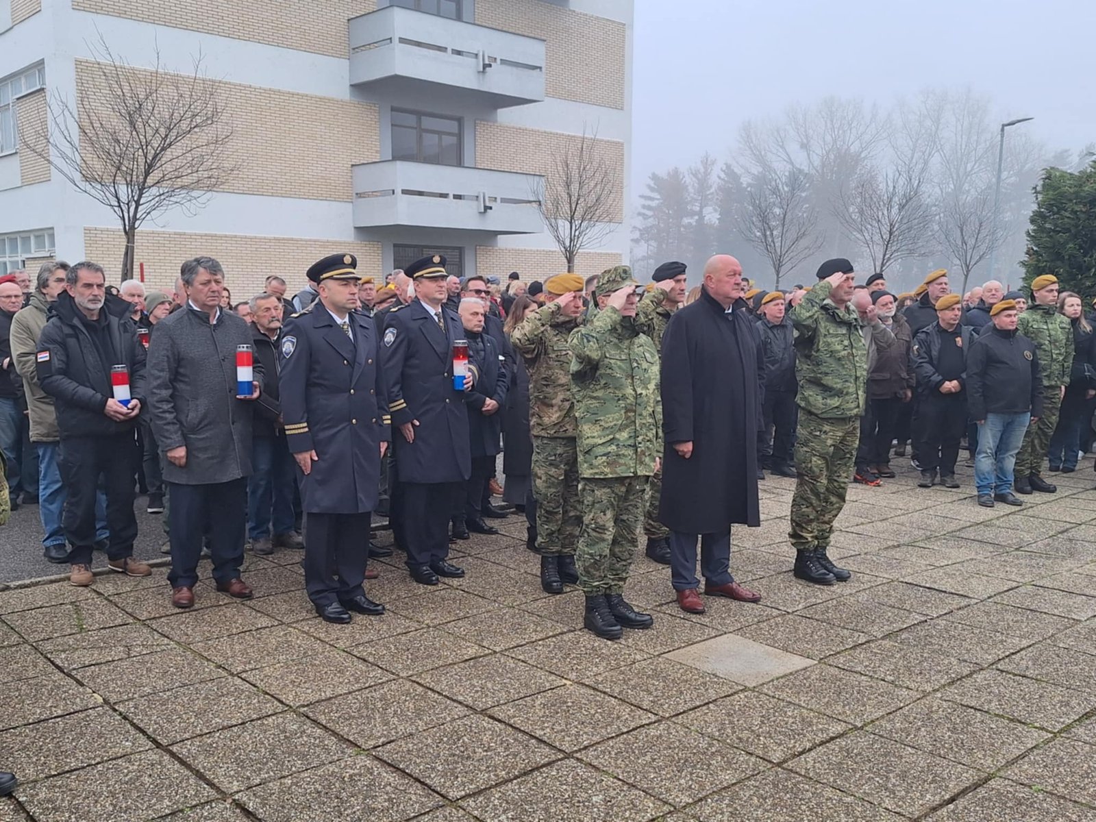 c6892774-3175-40a2-942d-db974b61485c