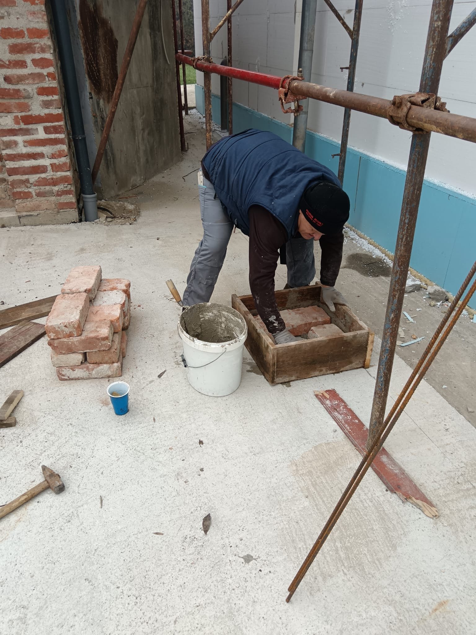 eff64455-5861-4644-bf18-eea58f5660fe