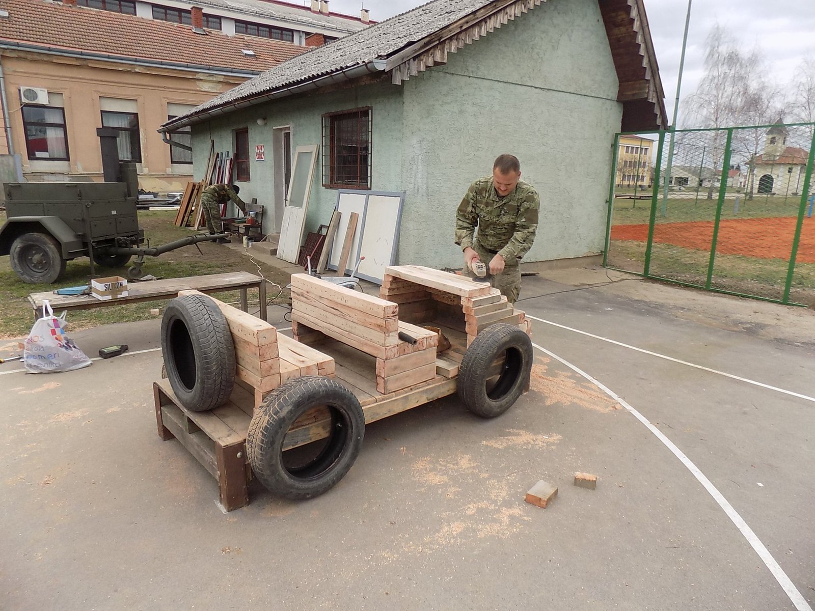 33226036_1873081602713527_7637801361077174272_n