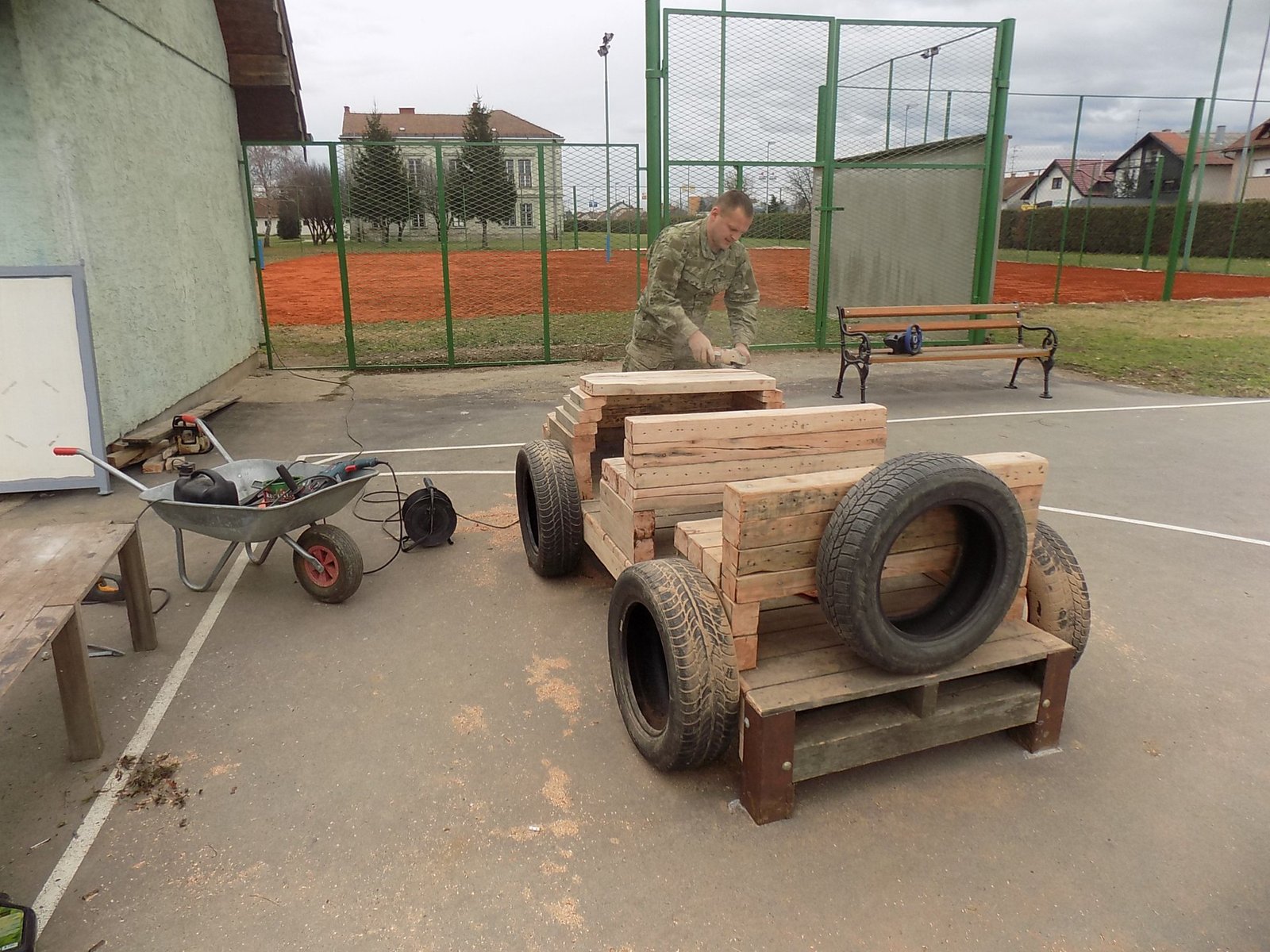 33227986_1873081422713545_5158297503937855488_n