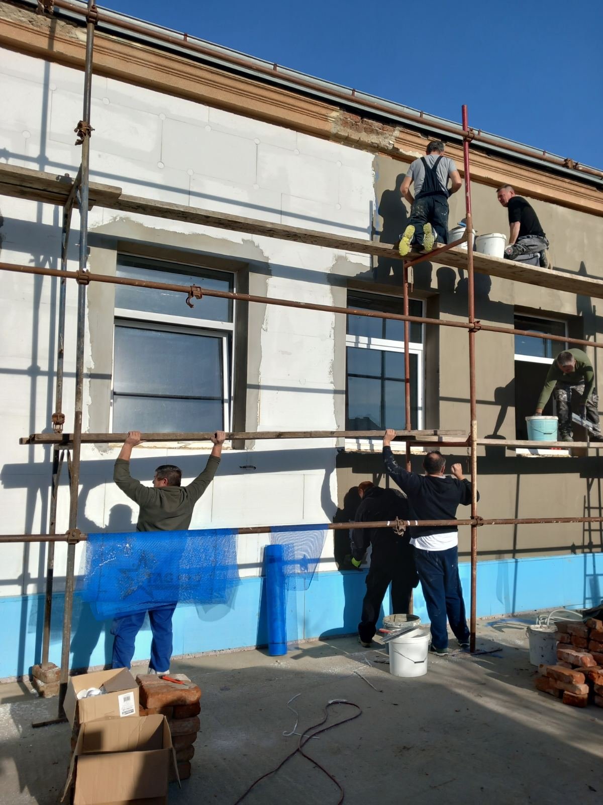 IMG-5fe782ee400fe50b9e938578e7cbe08f-V