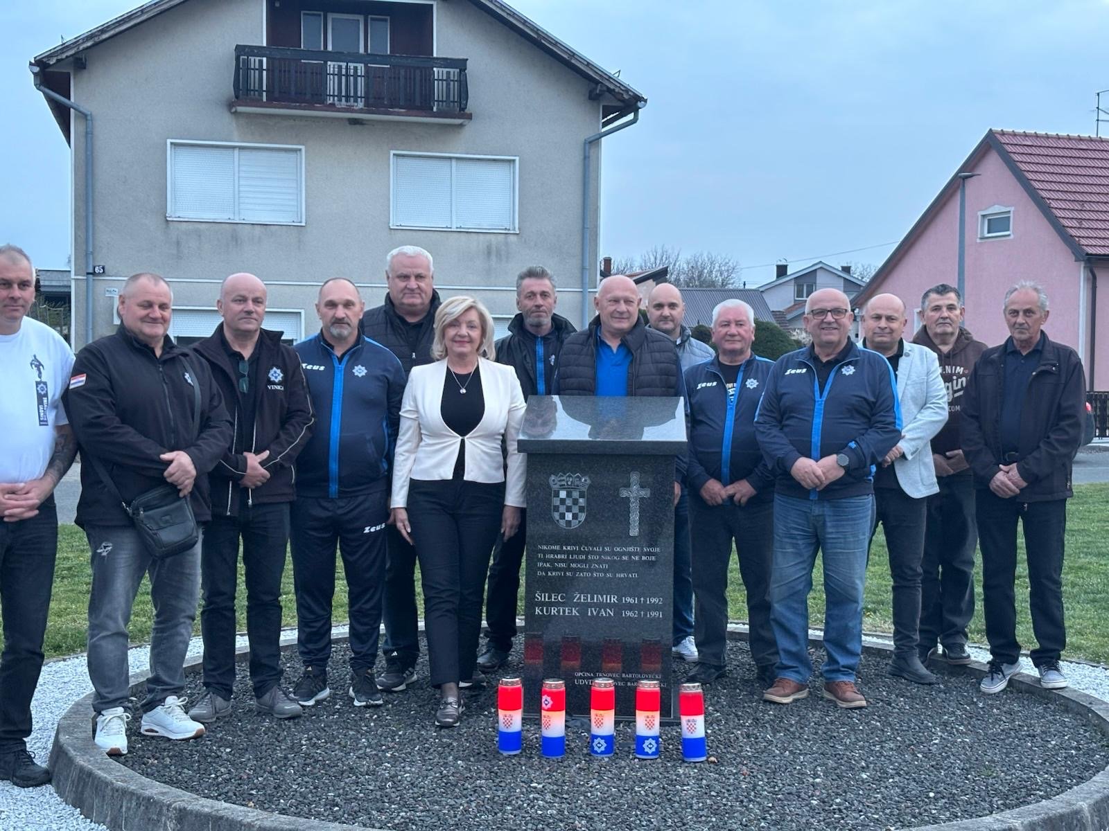 3a8ab079-b066-41f2-90fd-fc2bdf0104cb