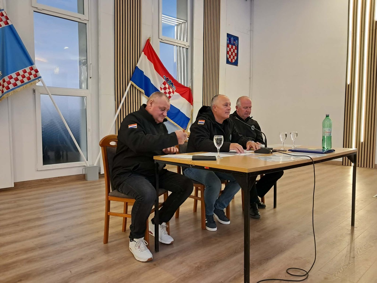 706e181f-45be-4204-aaf7-666846f53b7e