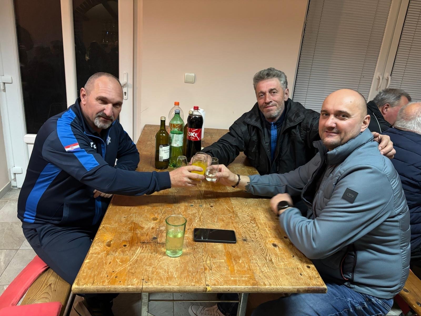 ebe56ae6-7df2-4717-ab20-7af381239647