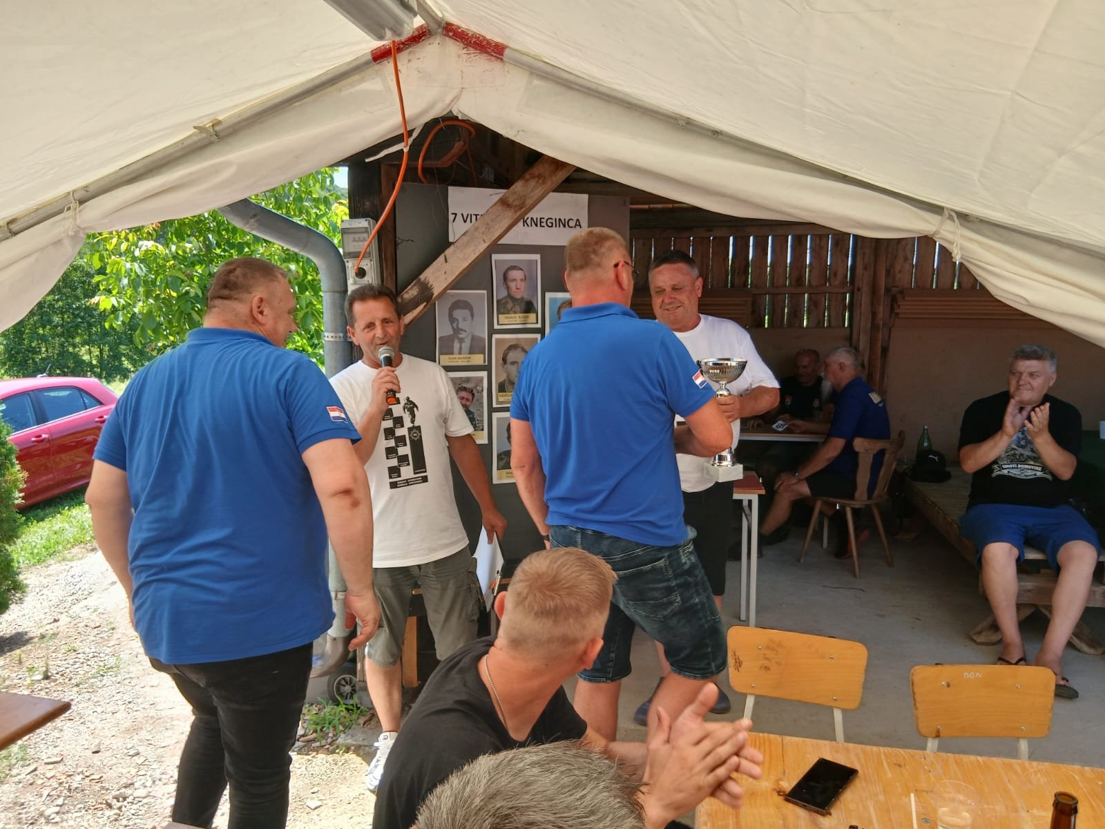 dfb61893-5bf0-4839-91ae-7d585dc44d03