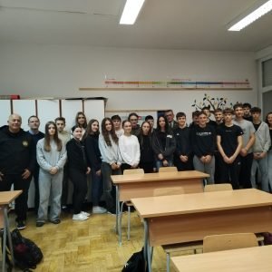 Tim za promicanje istine o Domovinskom ratu u OŠ Selnica