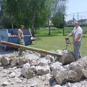 Razbijanje betona i rušenje ograde