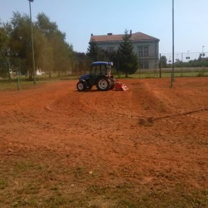 Frezanje teniskih terena