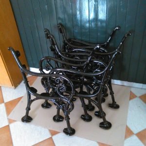 Izrada klupa za teniske terene